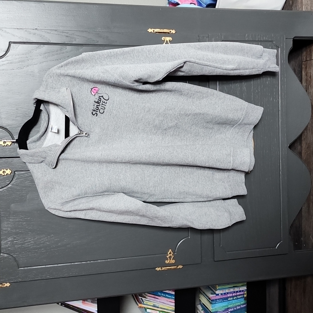 LAST CHANCE Cute partial zip sweatshirt